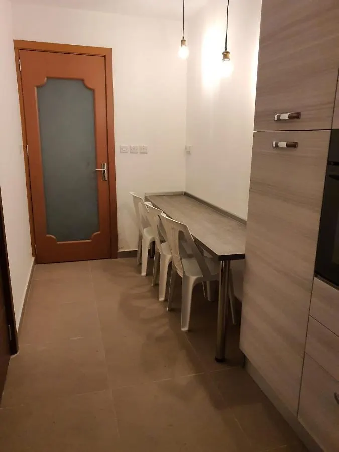 Sliema Holiday Apartment Balluta Bay